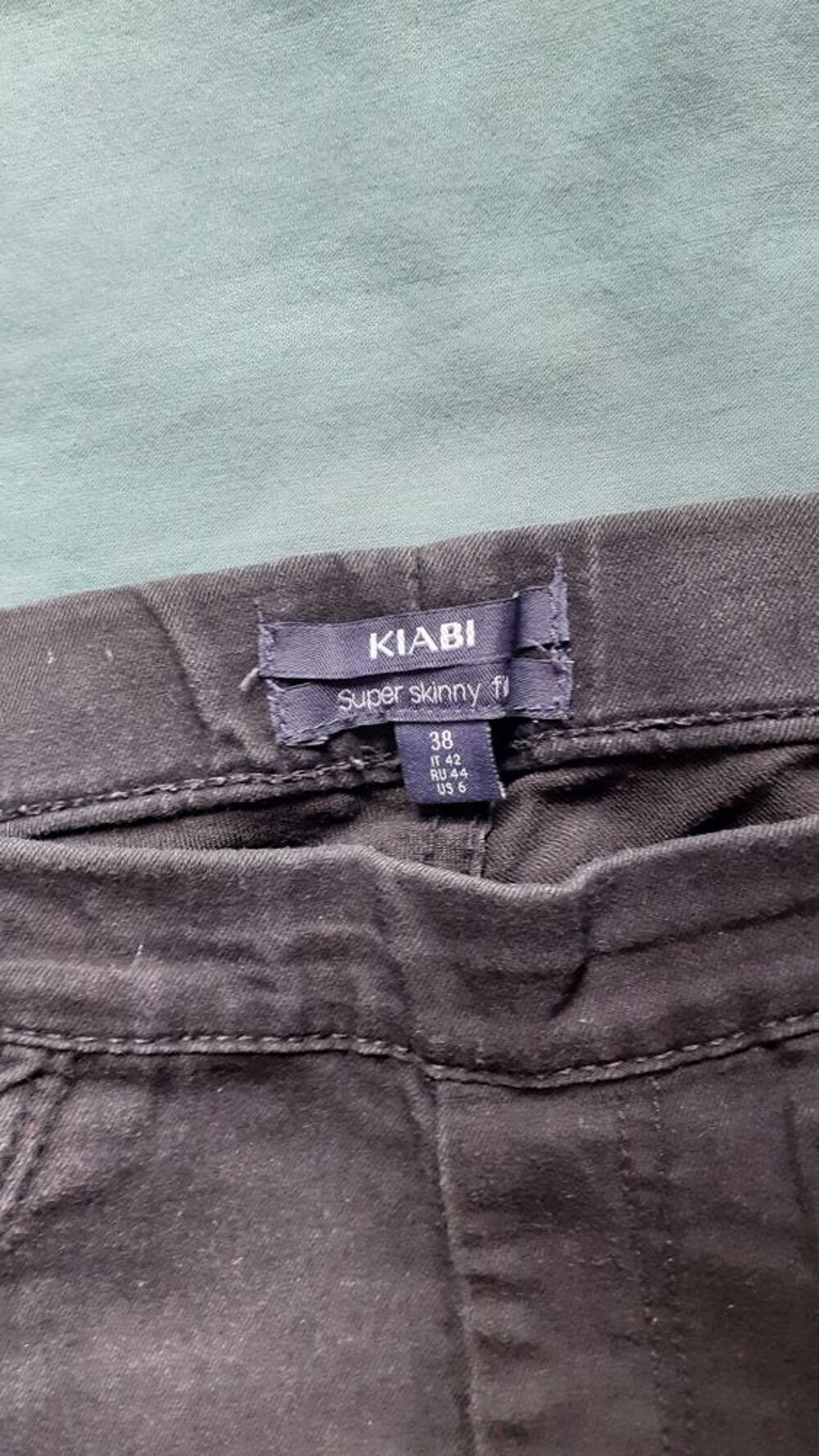 Pantalon super skinny taille 38 Vêtements