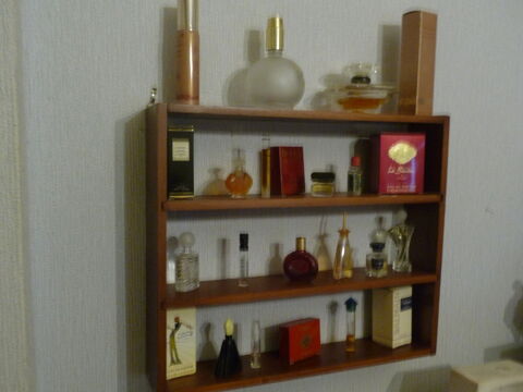 petits parfums
+++++++++++++++++++++++ 0 Arcueil (94)