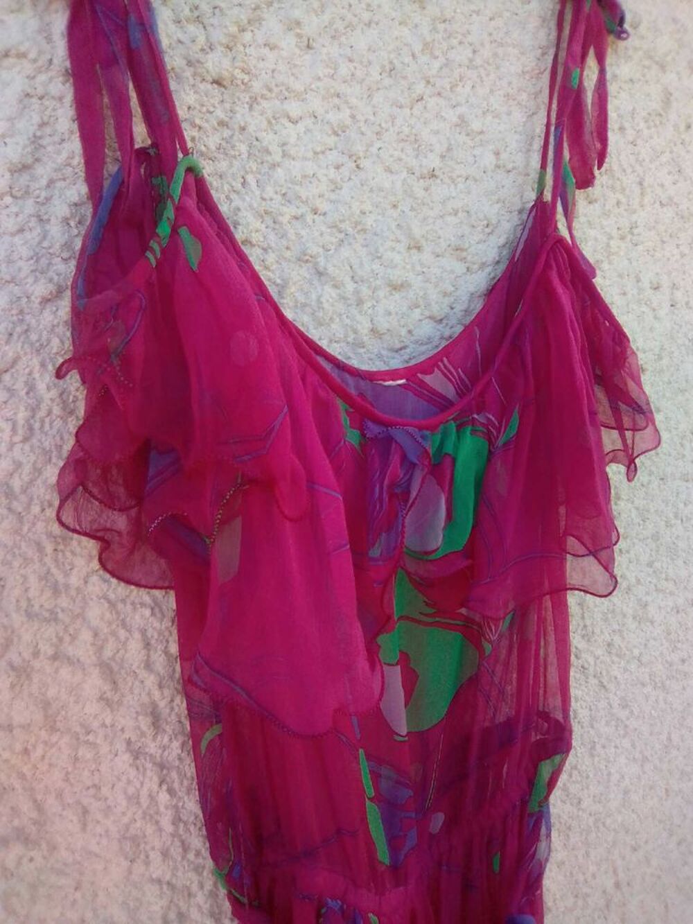 Robe fushia Taille 38 Vêtements