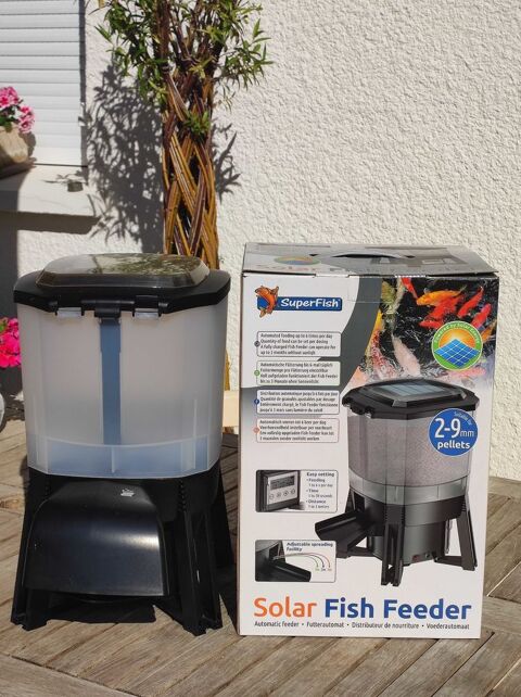 Distributeur automatique pour poissons Solar Fish Feeder Vimy (62)