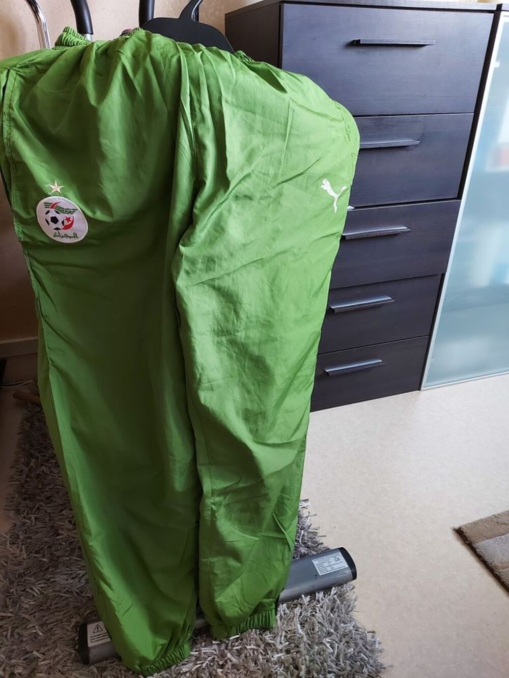 jogging vert Vêtements