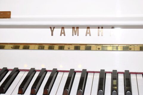 Piano Yamaha blanc B1 Maisons-Alfort (94)