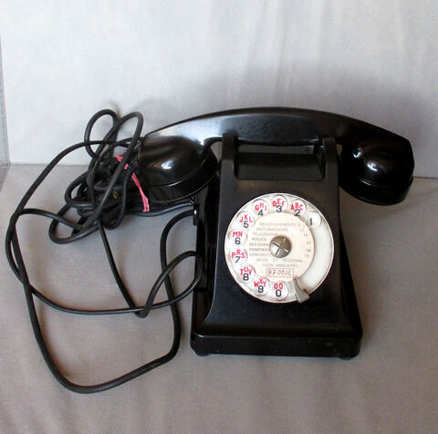 U43 noir CGAM (Troc possible) 30 Saint-�lix-le-Ch�teau (31)