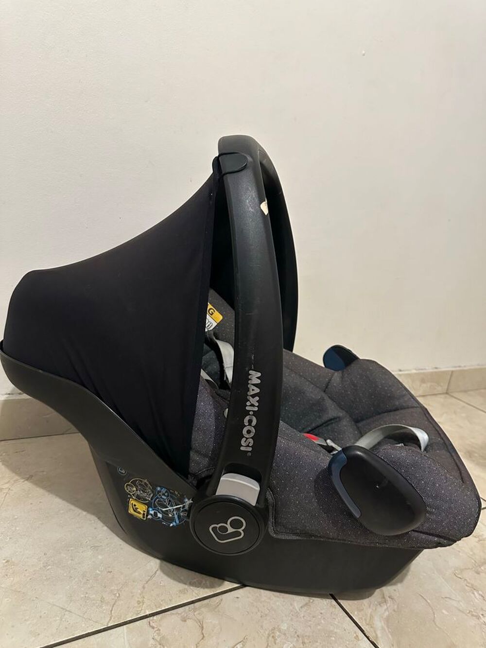 Si&egrave;ge auto b&eacute;b&eacute; Maxi-Cosi Rock i-Size €" 60 € Mobilier enfants