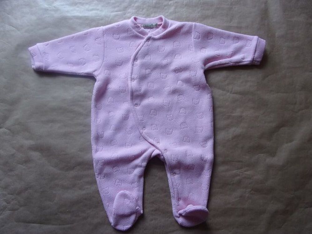 Pyjama en taille 6 mois Vtements enfants