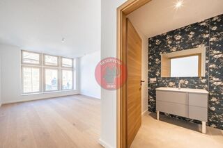  Appartement � vendre 4 pi�ces 160 m�