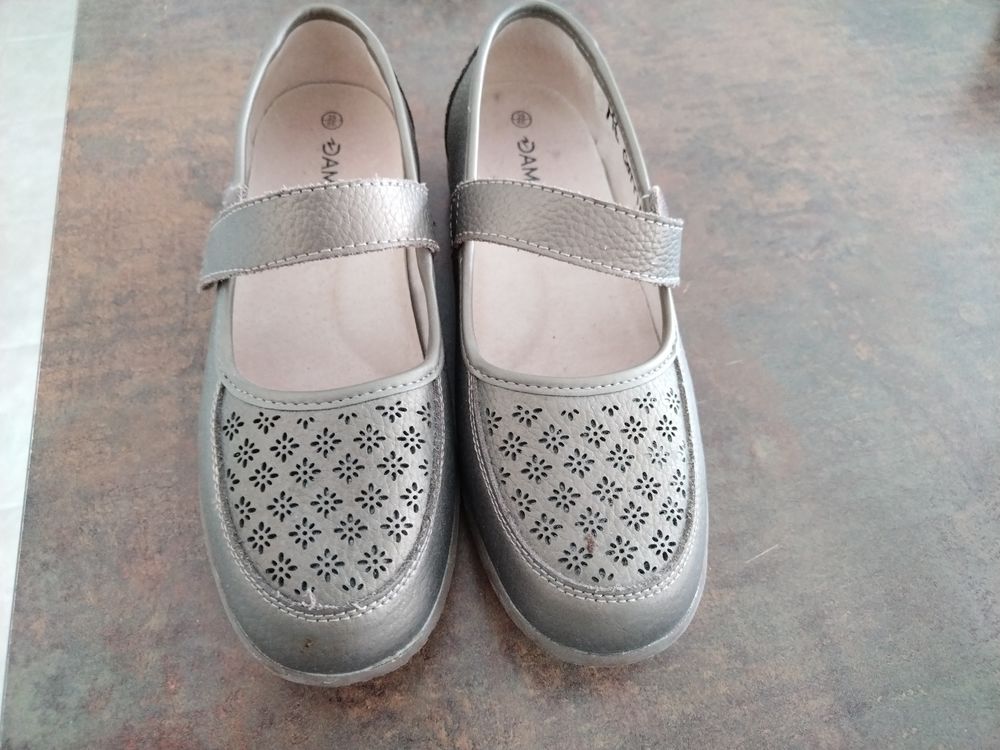Chaussures Confort pour personne &acirc;g&eacute;e de marque Damart Chaussures