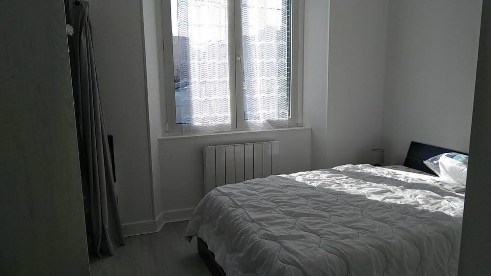 Location Appartement Particulier t2 rénové entre Leclerc et centre-ville Guéret
