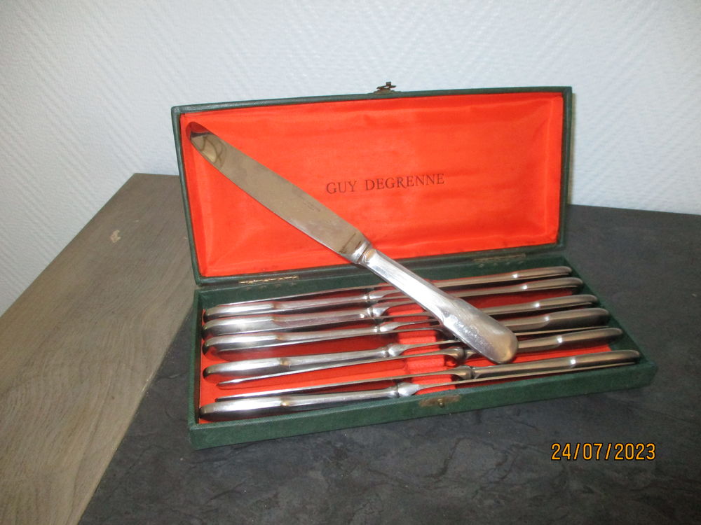 COUTEAUX DE TABLE GUY DEGRENE Cuisine