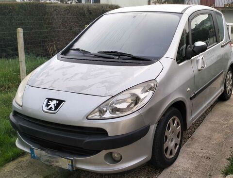 Pi&egrave;ces et &eacute;quipements Voiture Pi&egrave;ces d&eacute;tach&eacute;es auto  occasion Villeneuve-la-Guyard 89340