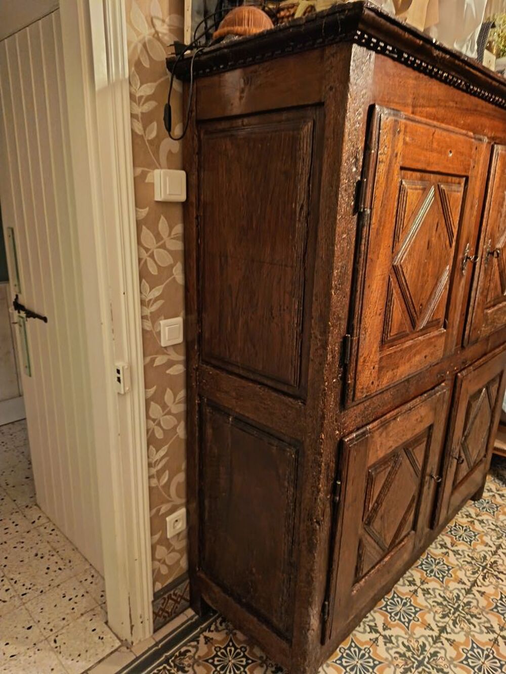 Armoire quatre vantaux XVII &egrave;m Meubles