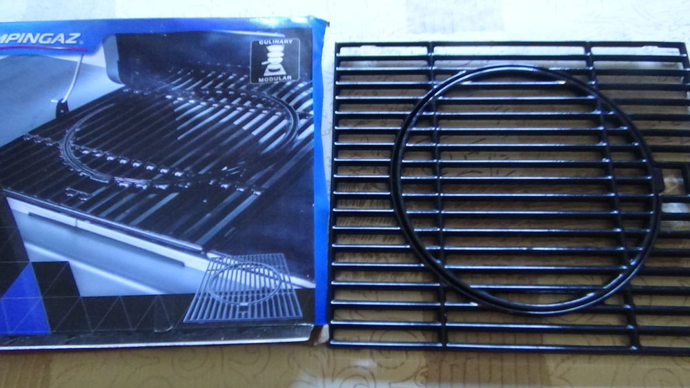Grille modulable en fonte plus pierre c&eacute;ramique &agrave; pizzas Cuisine