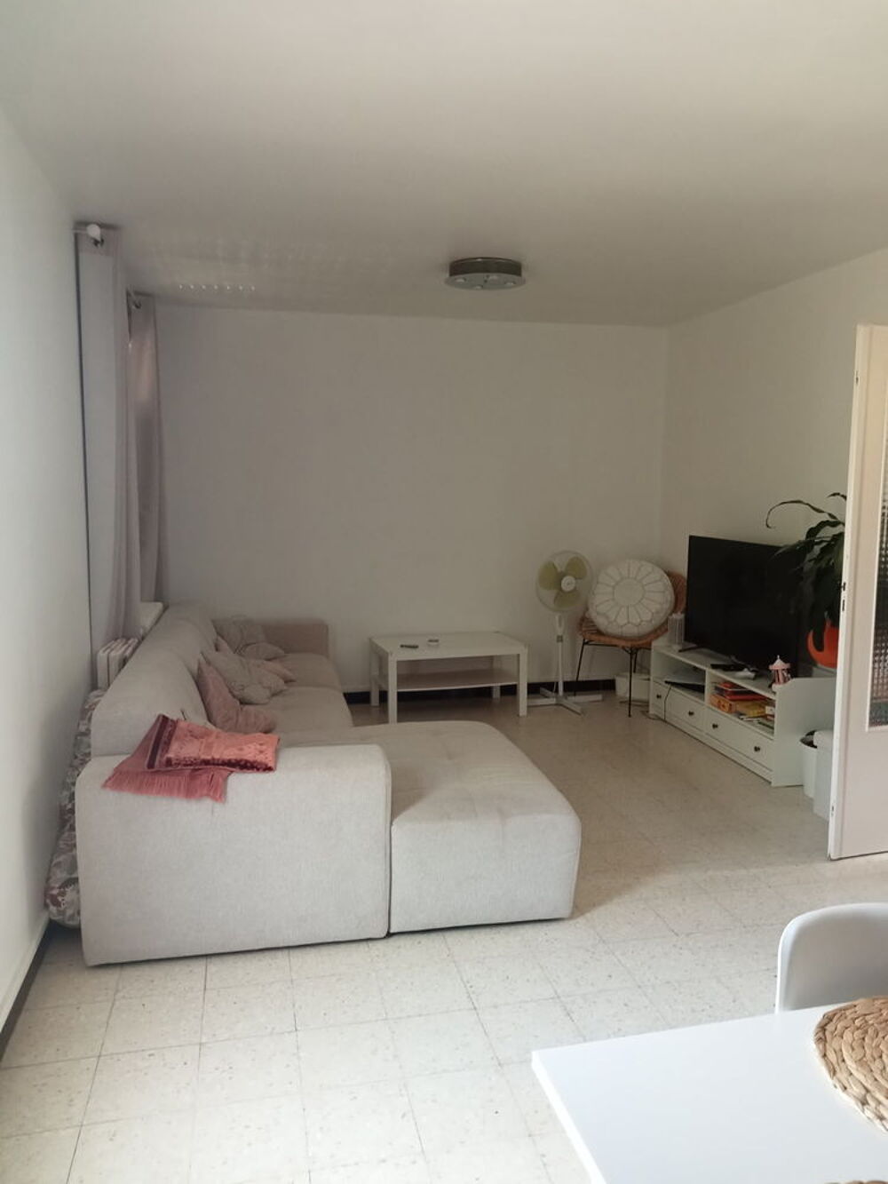 Location Maison Maison avec terrain - 2 chambres, 92m², Saint-André-de-Corcy Saint-andré-de-corcy