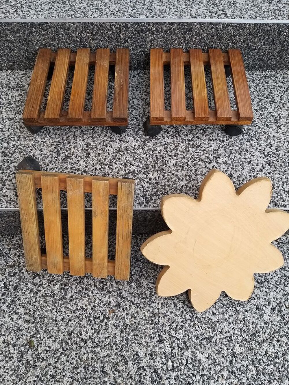 4 Supports pot de fleurs &agrave; roulettes Jardin