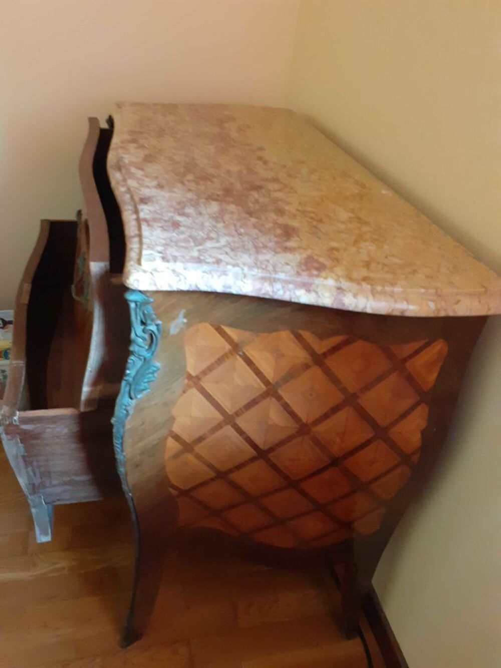 commode Louis XV Meubles