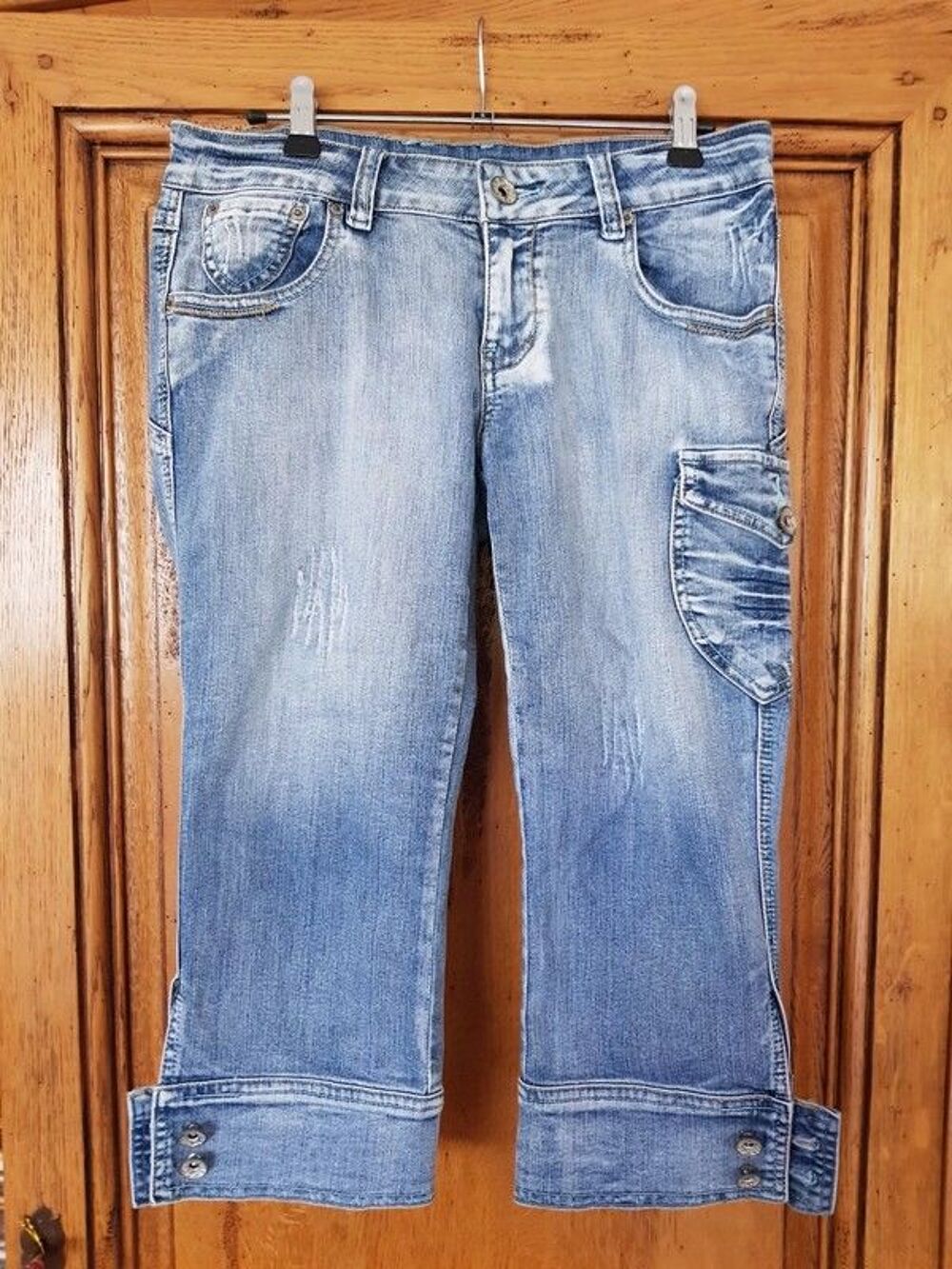 Pantacourt en jean taille 40 marque revers jean mesure taill Vtements