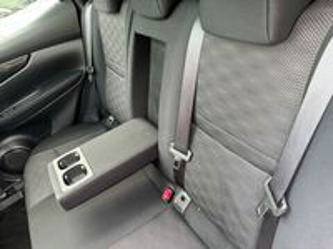 Qashqai II 1.2 DIG-T 115 CONNECT EDITION 2015 occasion 95150 Taverny