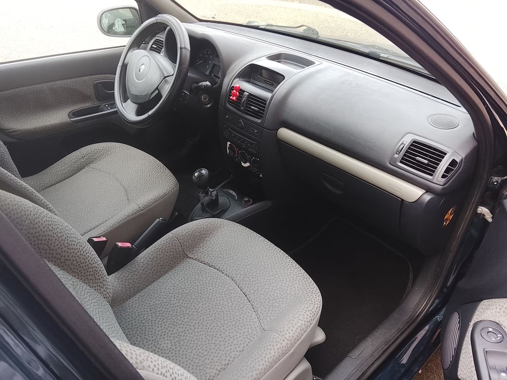 Clio II Clio 1.5 dCi - 65 Authentique 2001 occasion 59232 Vieux-Berquin