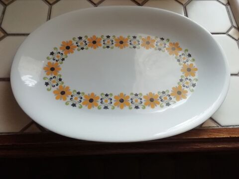 Beau plat porcelaine décoré année 70 15 Noyelles-lès-Vermelles (62)