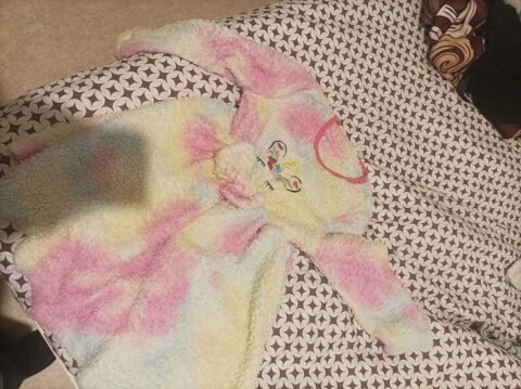 pyjama licorne multicolore enfant 7 ans 12 Beauvais (60)
