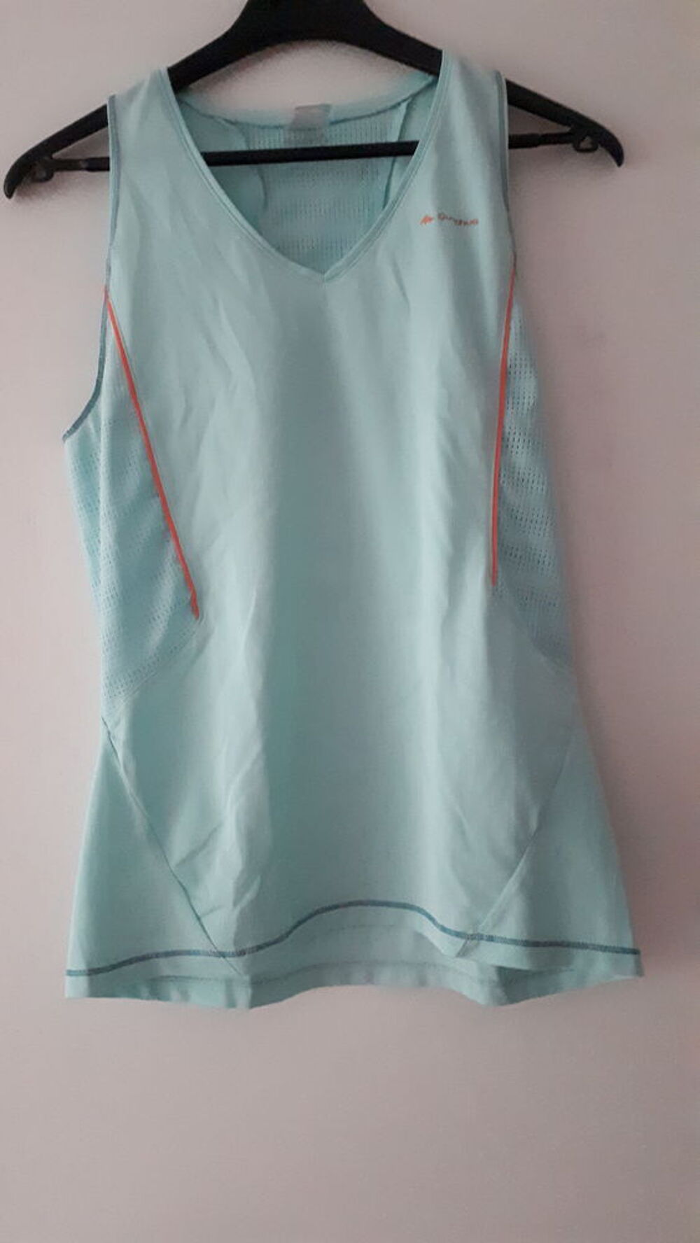 D&eacute;bardeur Quechua Vêtements