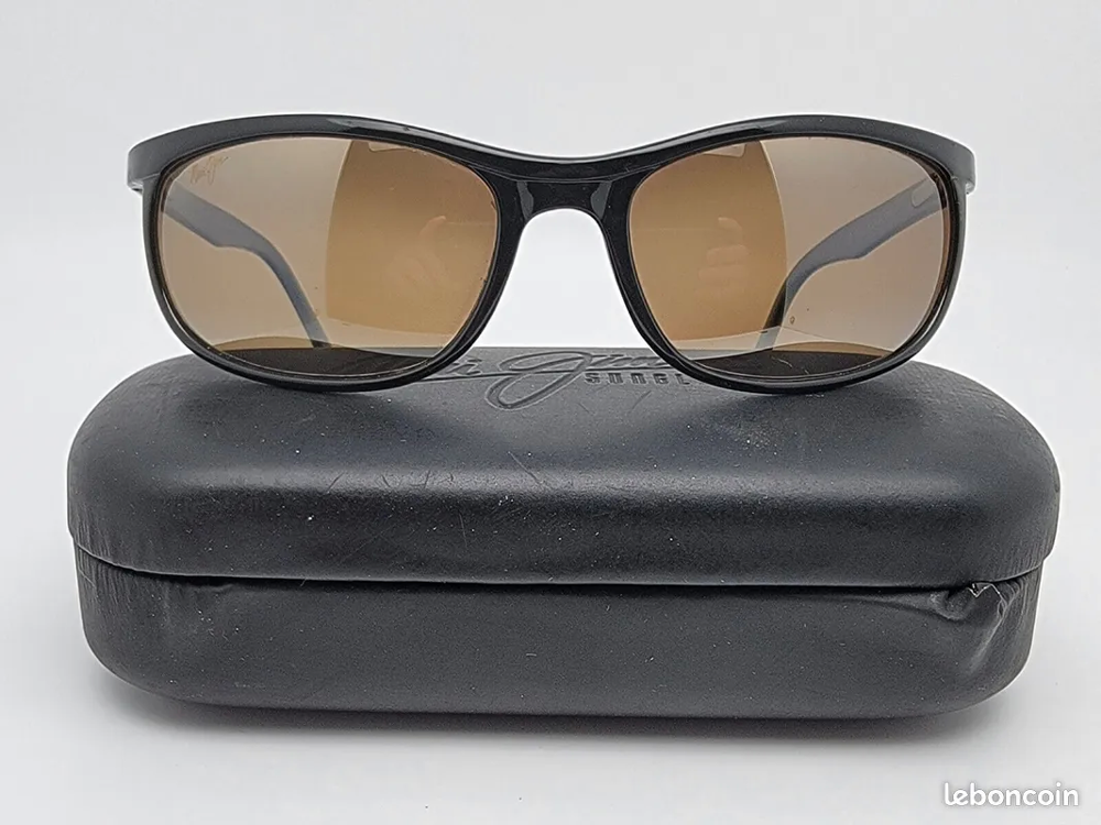 Lunette en TBE, marque MAUI JIM - en UV4 - Polaris&eacute;es - parf Vtements