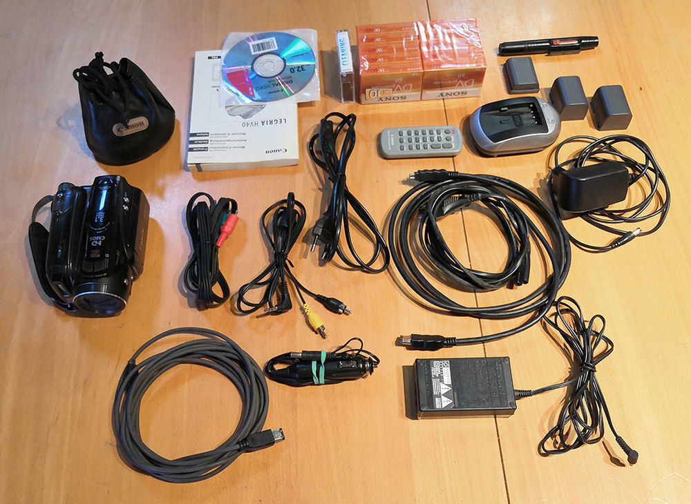 Kit Camescope LEGRIA HV40 / Grand-angle / Cassettes x 10 Photos/Video/TV