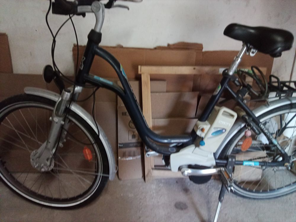 v&eacute;lo &eacute;lectrique marque GITANE mixte Vélos