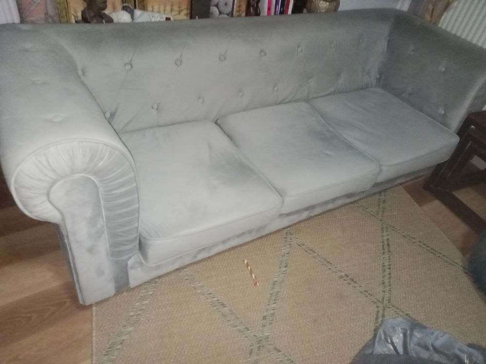 Canap&eacute; et 2 fauteuils Chesterfield Meubles