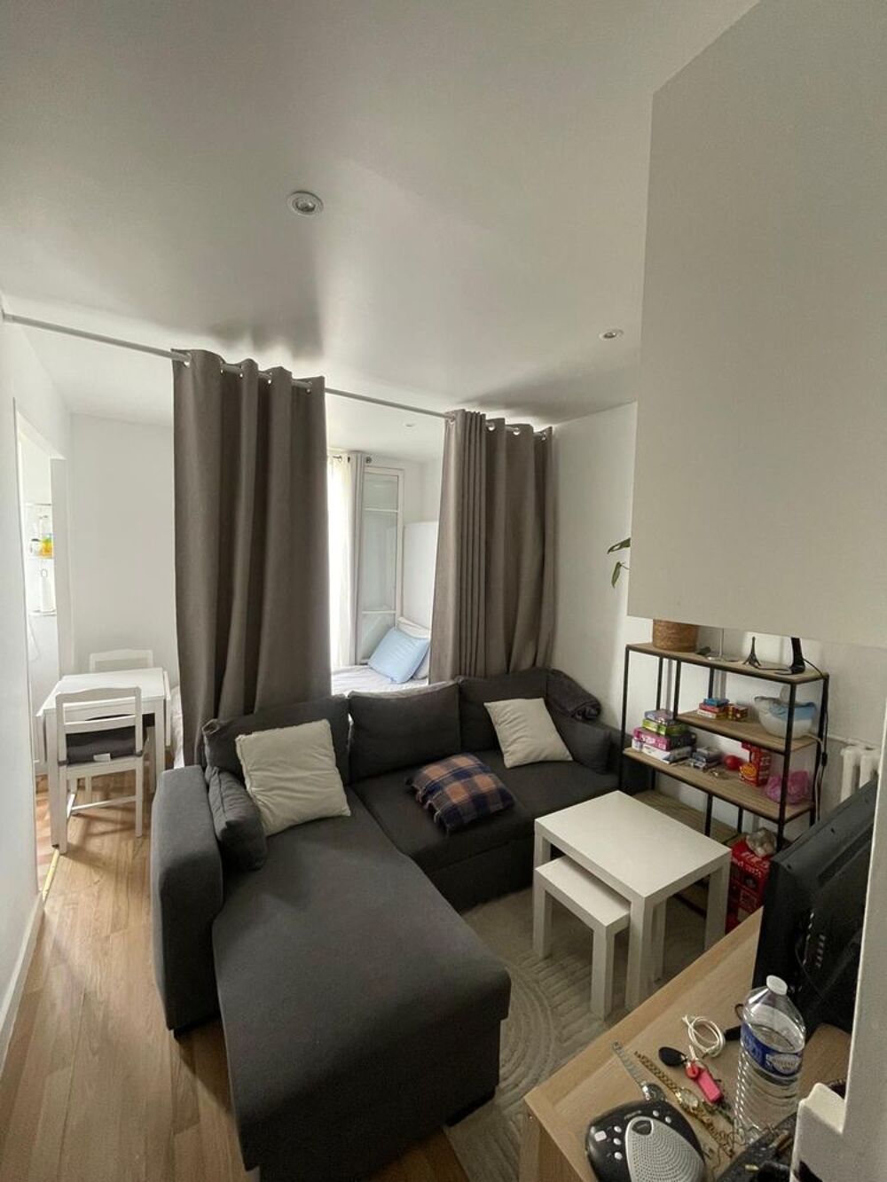   Appartement propre en face du Tram  Île-de-France, Courbevoie (92400)