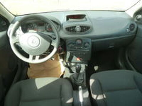 Clio III 1.2 16V 75 Zen 2014 occasion 59530 Le Quesnoy