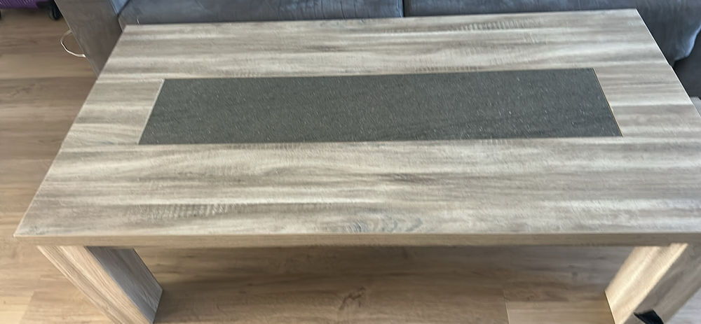 Table basse 
Meubles