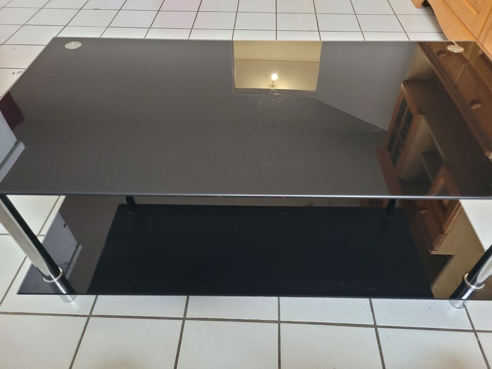 Table basse en verre tremp&eacute; noir Meubles