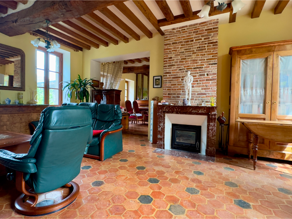Vente Maison BELLE DEMEURE -167 m² - DPE = C - Pontoise à 1H Gournay-en-bray