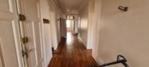   Location / Local commercial - 136 m² 