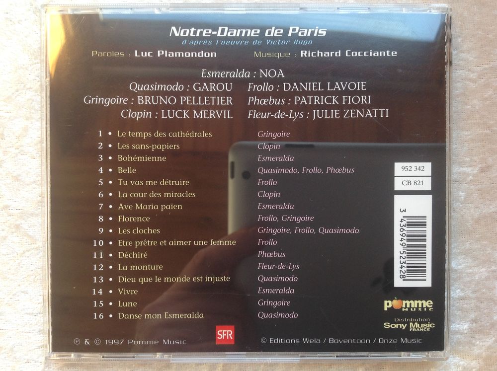 NOTRE-DAME DE PARIS COCCIANTE Envoi Possible
CD et vinyles