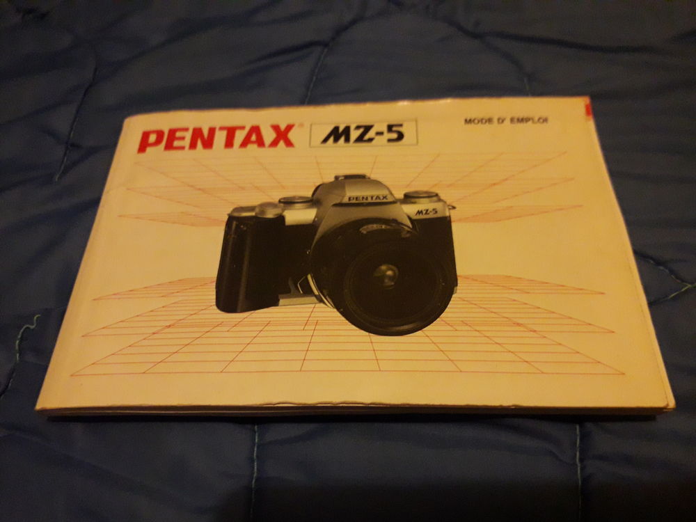 CHERCHE POUR PIECES DETACHEES. Photos/Video/TV