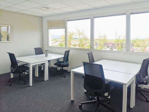Trouvez un espace de bureau &agrave; Marignane, Floricity  pour 5 personnes  o&ugrave; tout est pris en charge 1559 13700 Marignane