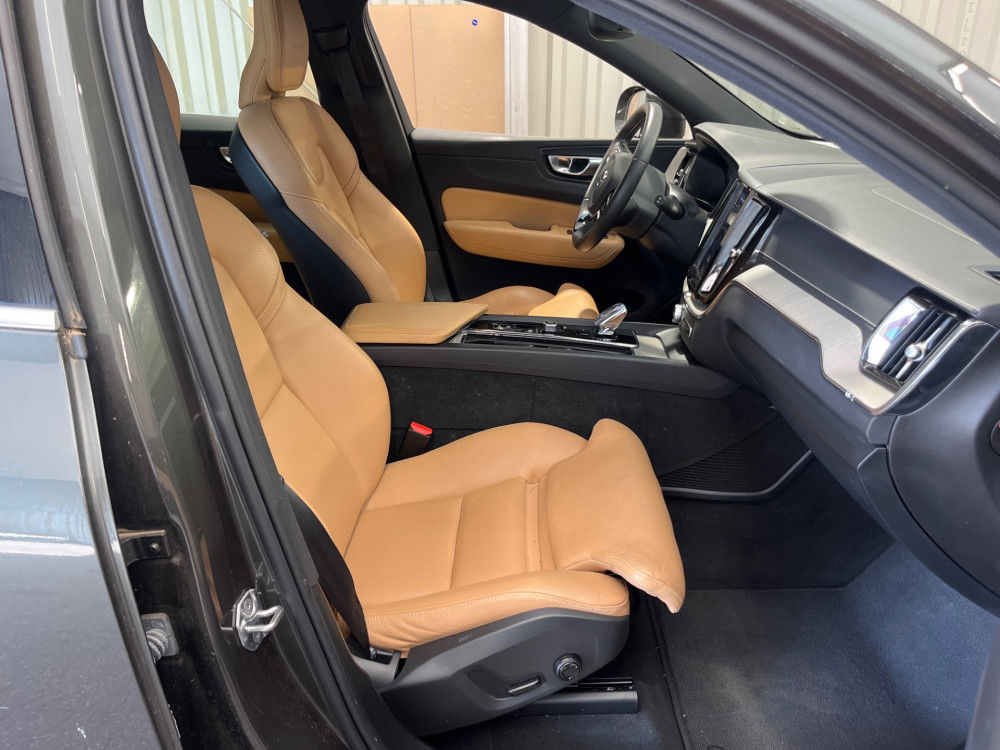 XC60 VOLVO II (2) T8 RECHARGE AWD 303 + 87 INSCRIPTION GEART 2020 occasion 75015 Paris
