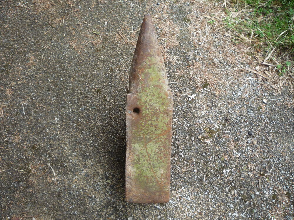 Enclume de mar&eacute;chal ferrant tr&egrave;s ancienne
