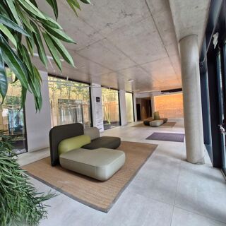  Plateau � vendre 329 m�