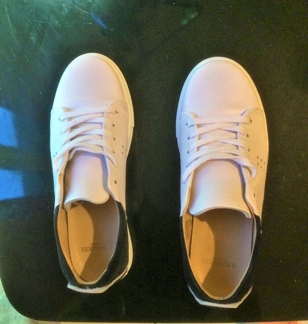 Basket cuir blanc daim bleu marine, Mr Moustache Chaussures