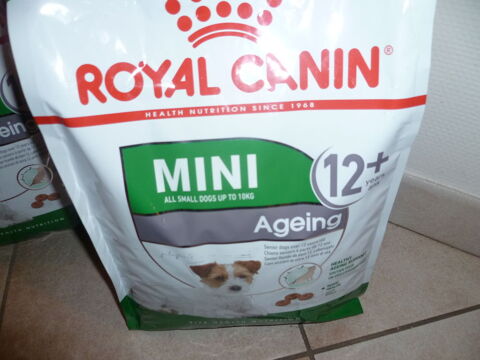 CROQUETTES CHIENS ROYAL CANIN
35160 Monterfil