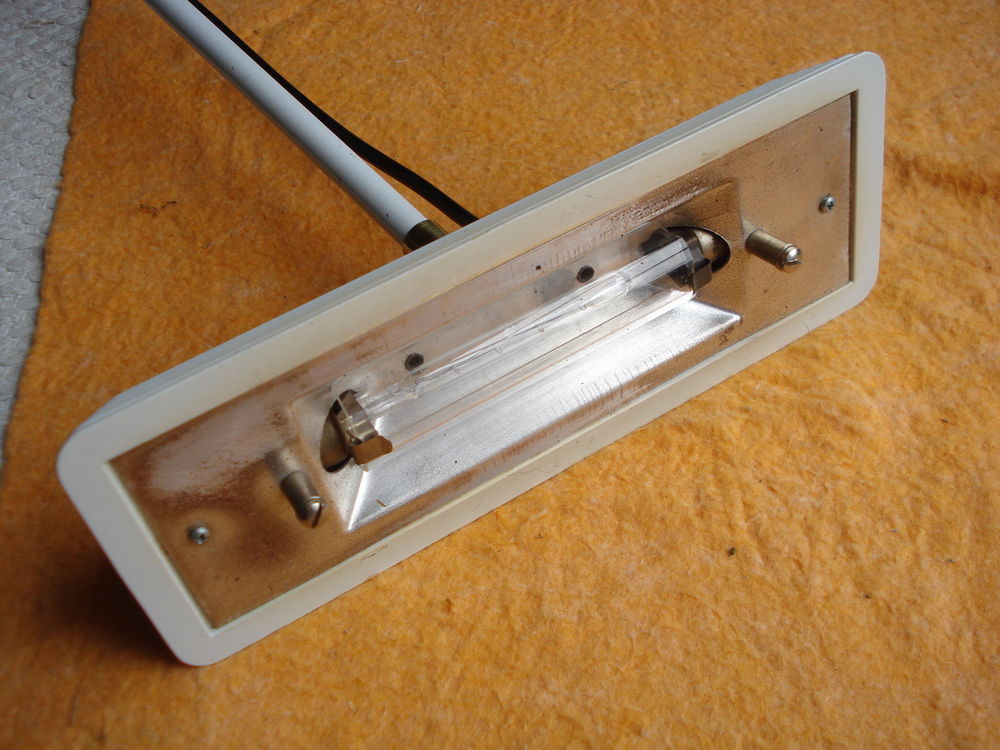 Lampe halog&egrave;ne sur pied avec variateur Electroménager
