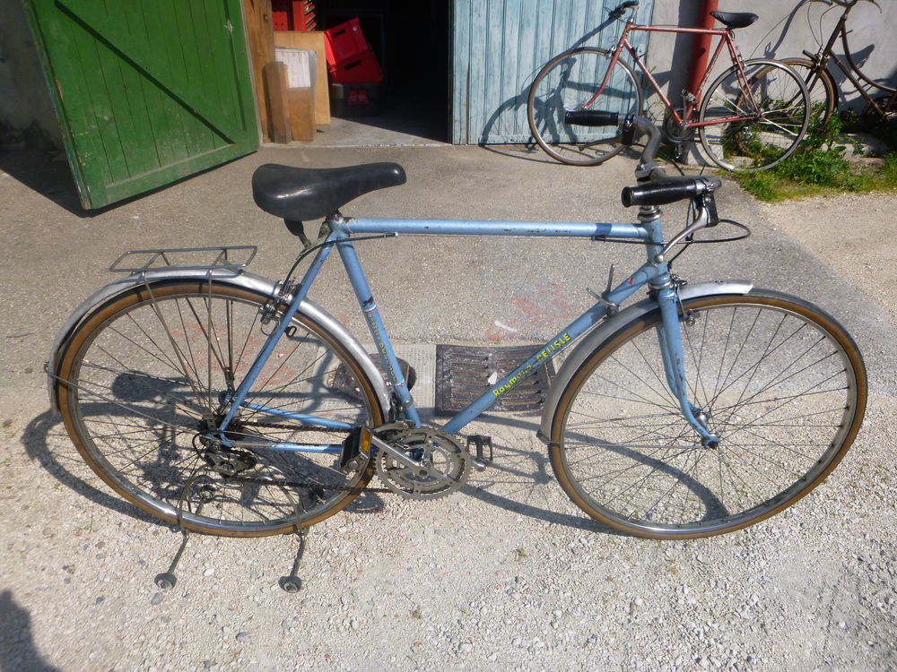 nombreux v&eacute;los r&eacute;vis&eacute;s garantis Vélos