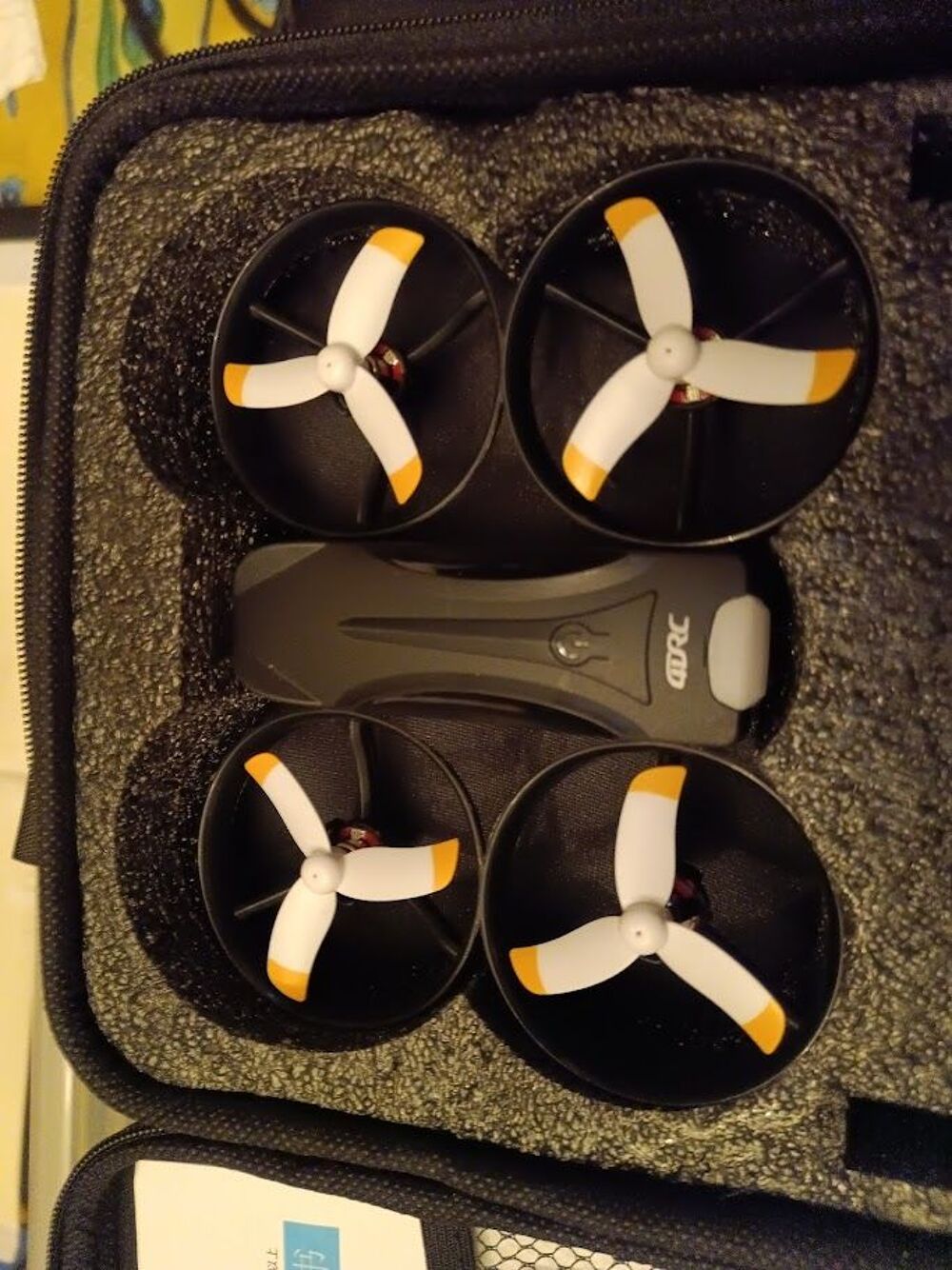 Drone V16 avec camera Android Sports