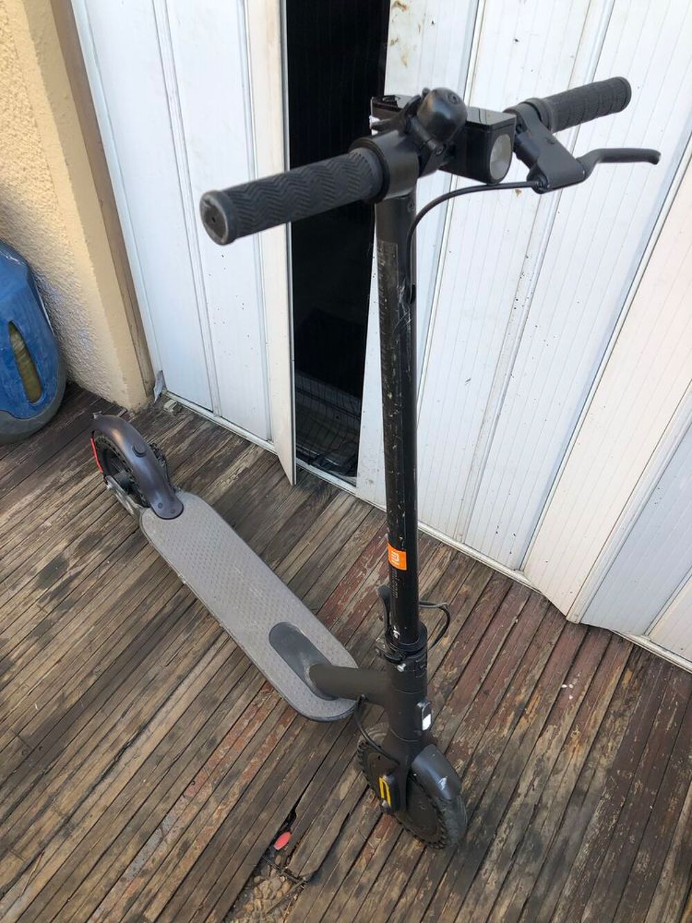 trottinette &eacute;lectrique Vélos