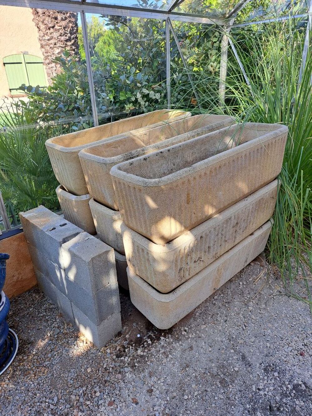 Jardini&egrave;re en pierre Jardin