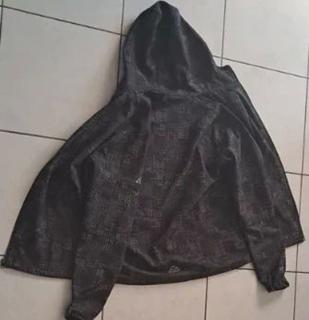 Veste Softshell McKinley
Vêtements