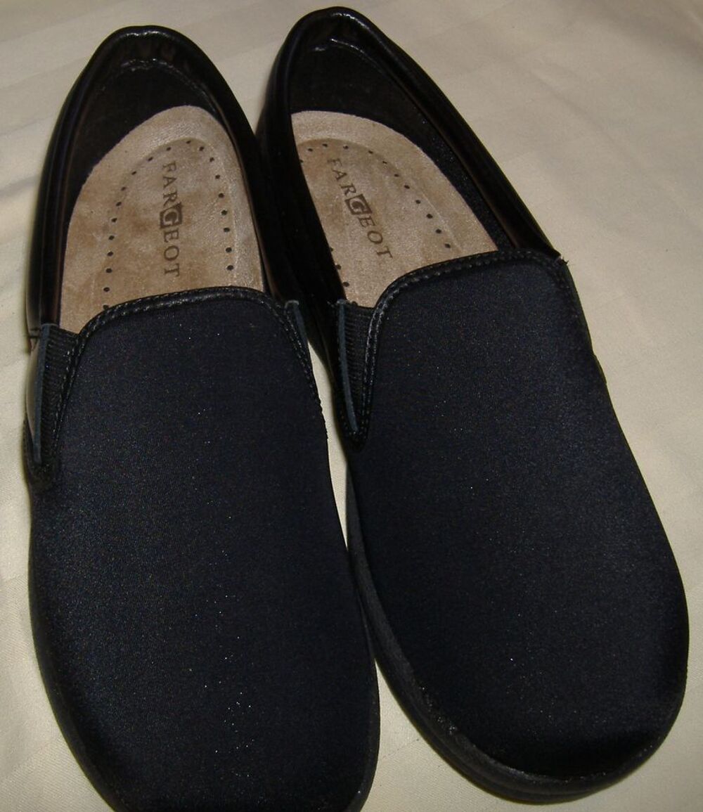 Chaussures de ville Noires - NEUVES - 42 - Chaussures